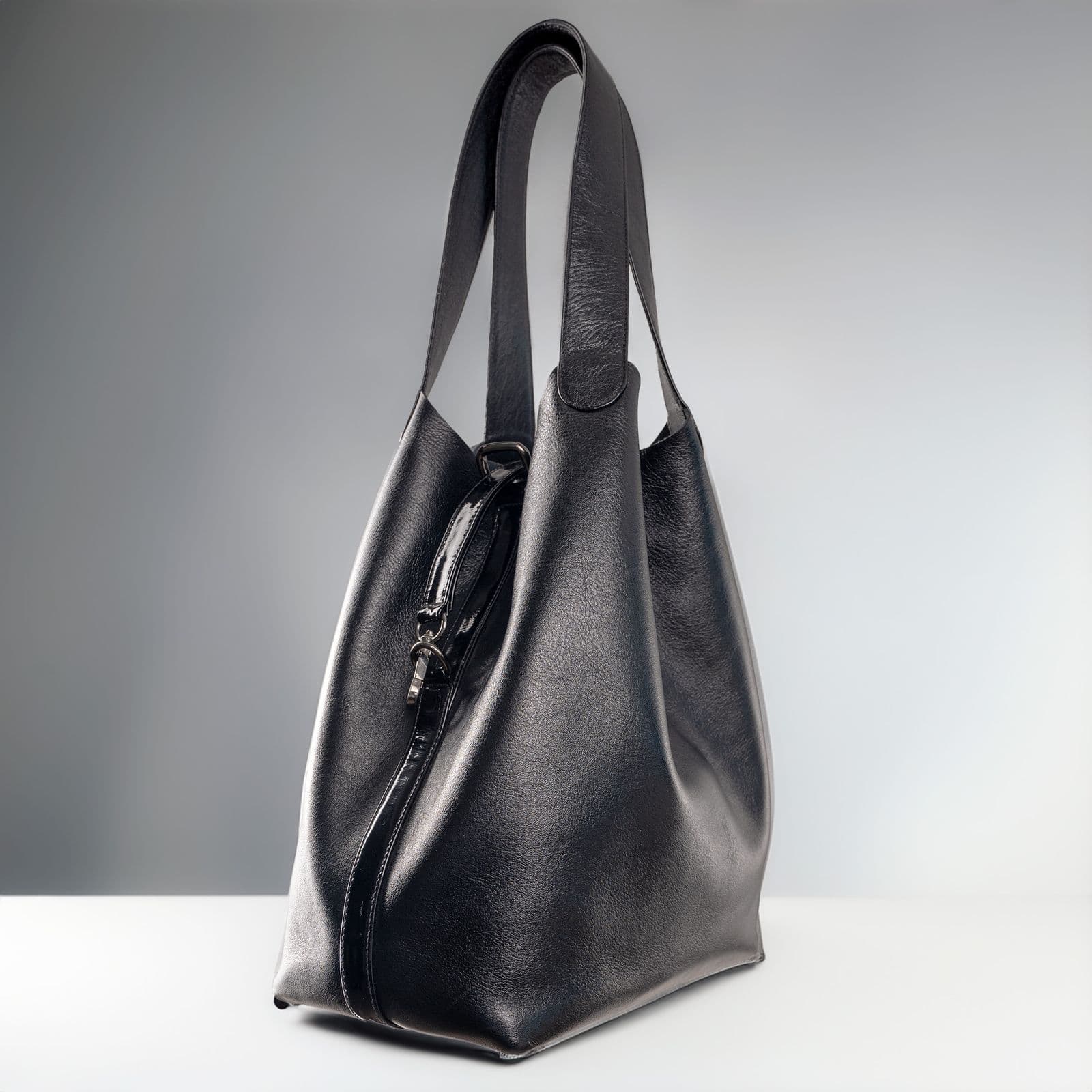 Daily Tote in black, photo 1